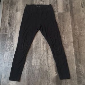 Black Hollister leggings